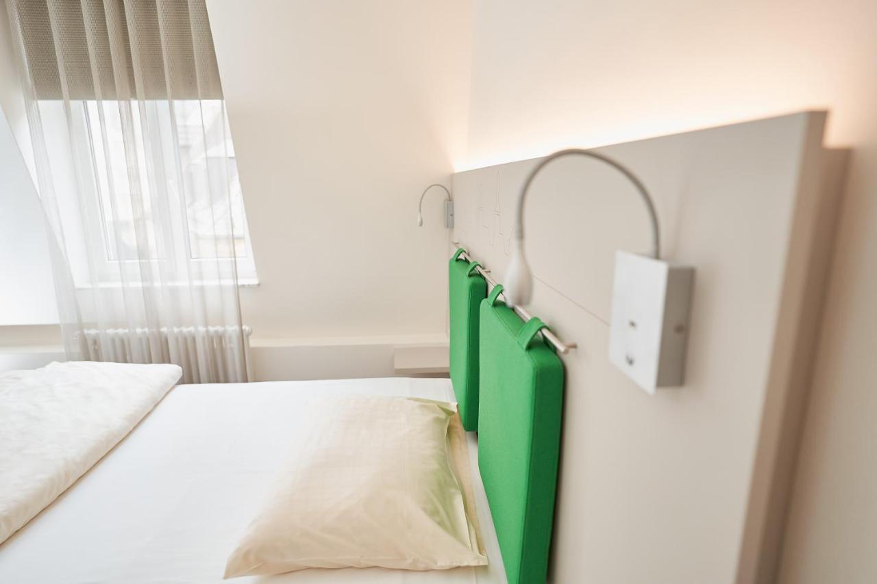 אטלינגן Stadthotel Engel מראה חיצוני תמונה